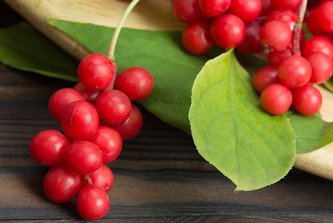 Schisandra-berry-1.jpg