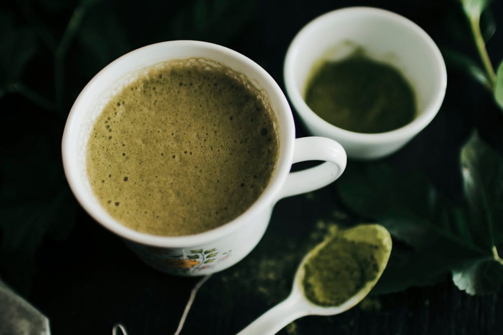 7 αποδεδειγμένα οφέλη του τσαγιού Matcha για τα οποία πρέπει να γνωρίζετε | chasha matcha na prah 1024x682 3