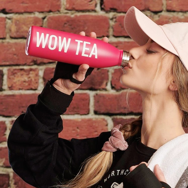 Perfect Wellness Set | product images pink thermos 3