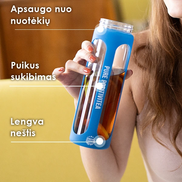 Mėlynos spalvos buteliukas su arbatos užpilu | WOWTEA SITE Gallery Blue Bottle Berry 2023 04 LT